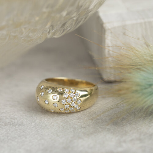 Gold Bigli ring with diamond 18 crt