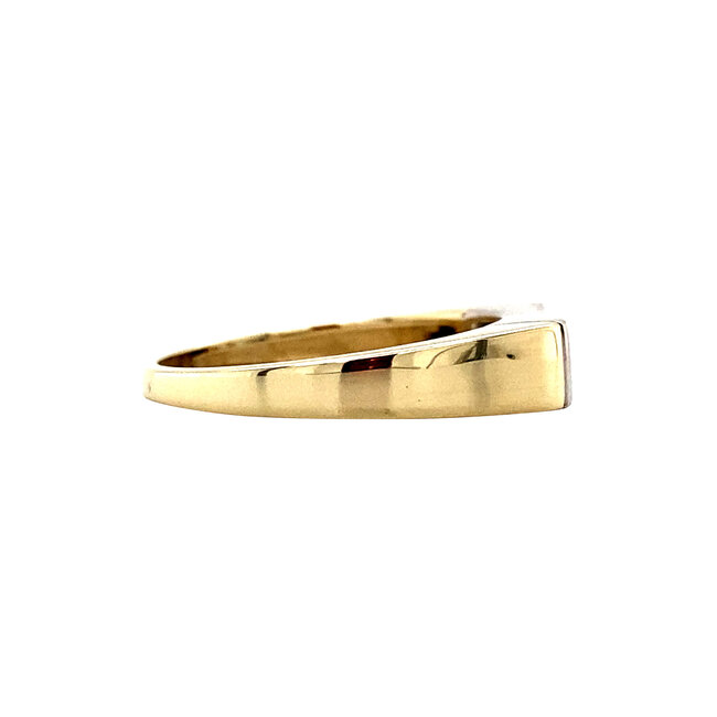 Gold ring with zirconia 14 karat