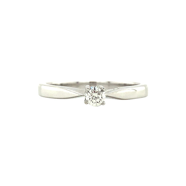 White gold solitaire ring with 18 carat diamond