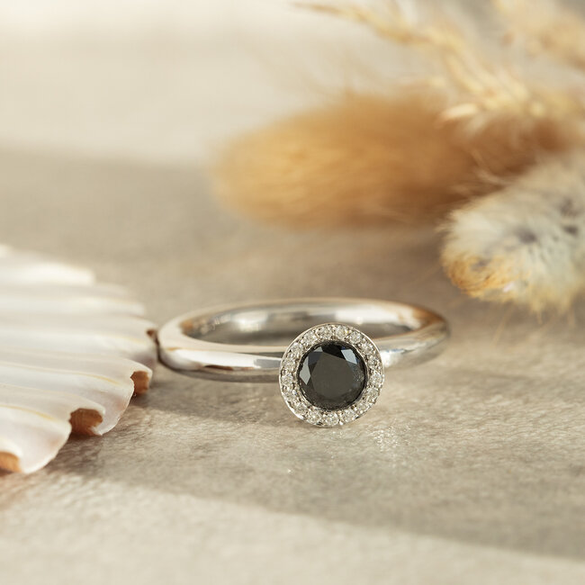 Witgouden entourage ring met diamant 14 karaat