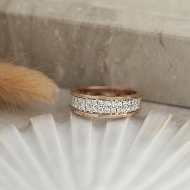 Rosegouden ring met diamant 14 krt* nieuw