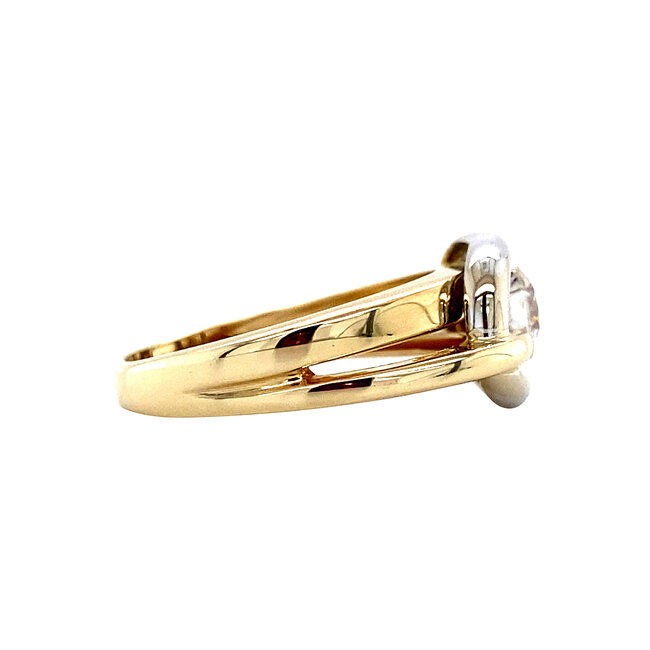 Gold ring with zirconia 14 kt