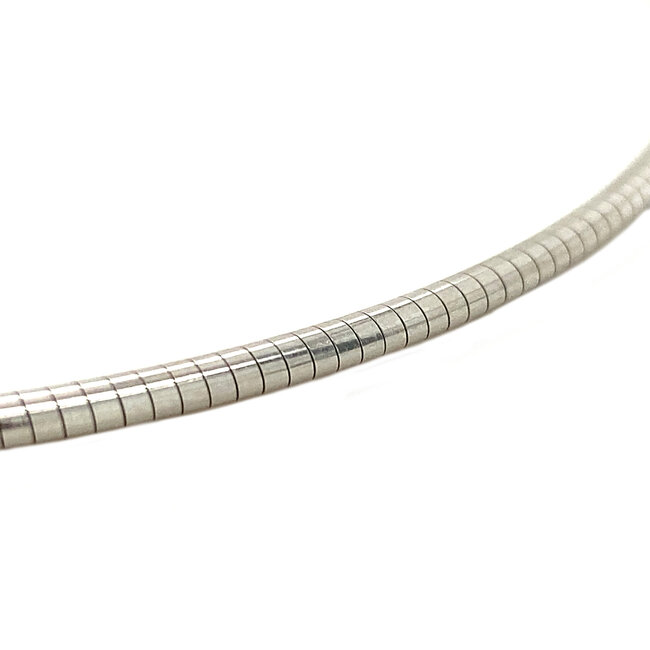 White gold bangle 50 cm 14 karat