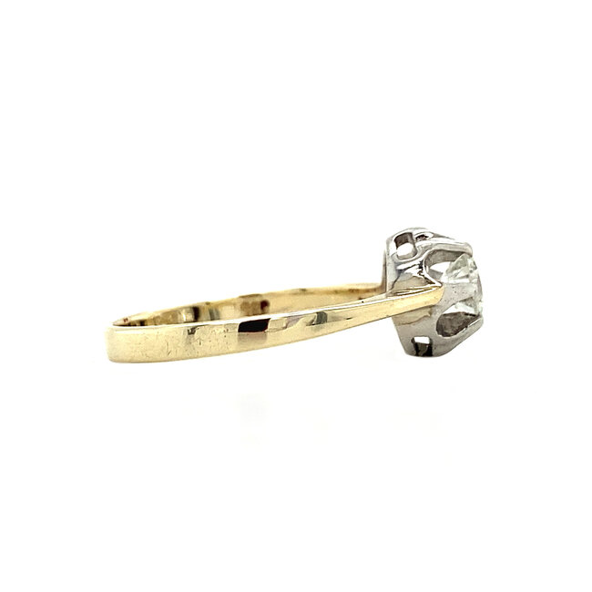 Gold solitaire ring with diamond 14 kt