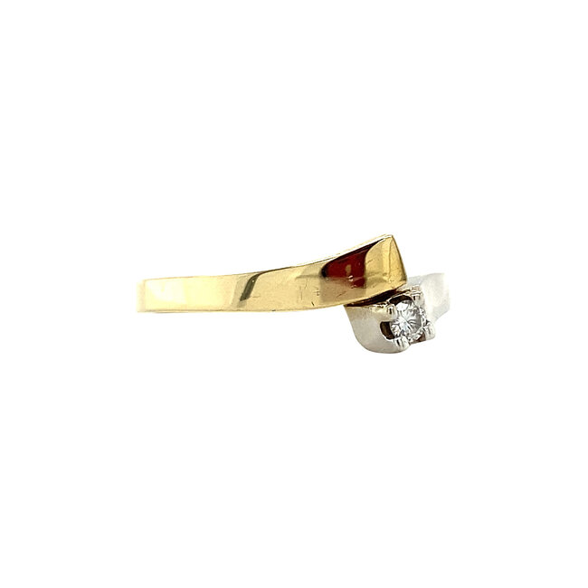 Goldener Ring mit Diamant 14 kt