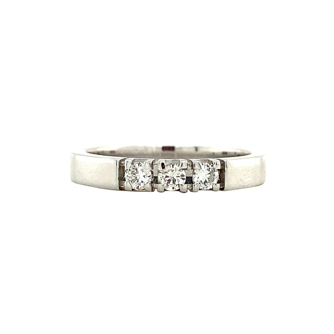 Memoirenring aus Weißgold mit Diamant 14 kt* neu