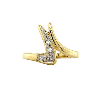 Gold ring with zirconia 14 crt