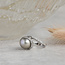 White gold ring with pearl and diamond 18 crt