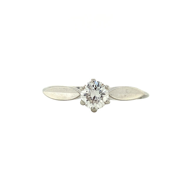 White gold solitaire ring with diamond 14 kt