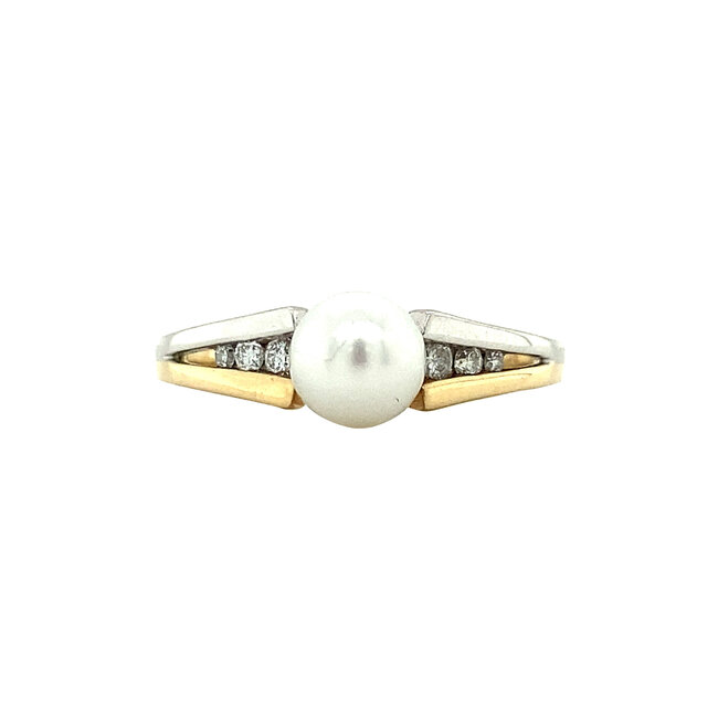 Gouden ring met parel en diamant 14 krt