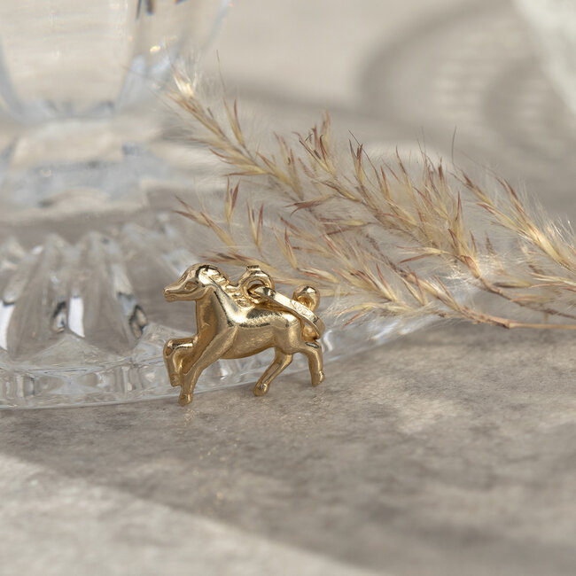 Gold horse pendant 14 kt