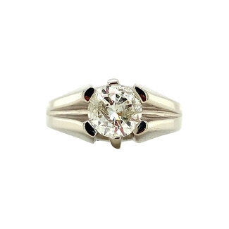 Weißgoldener Ring mit Diamant 14 kt