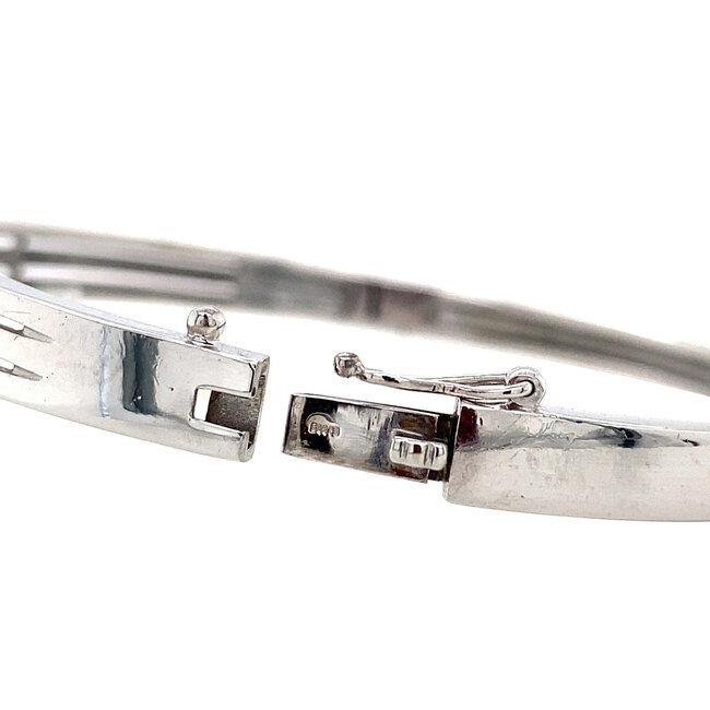 White gold bangle with diamond 14 kt