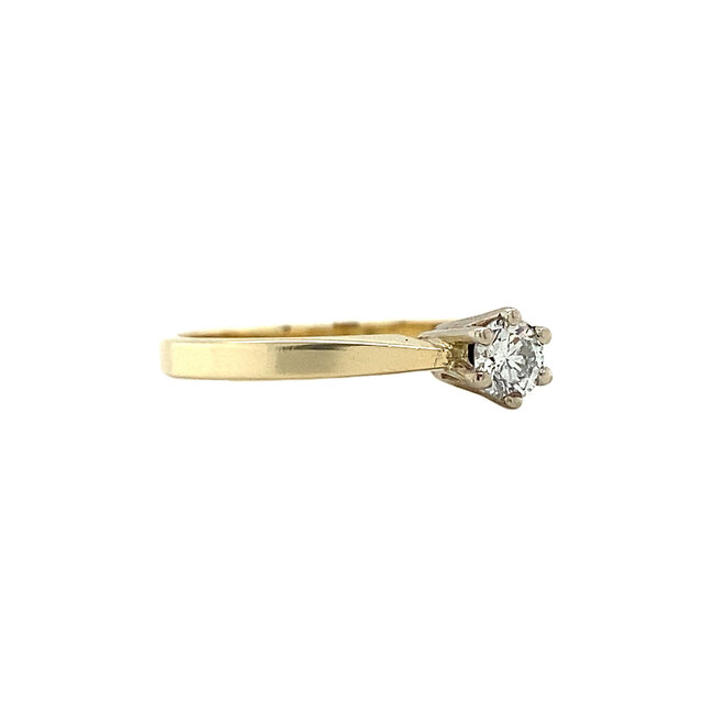 Gouden solitair ring met diamant 14 krt