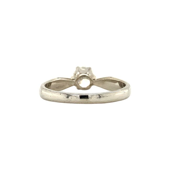 White gold solitaire ring with diamond 14 kt