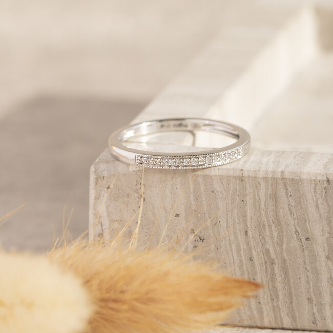 Witgouden ring met diamant van Diamonde 14 krt