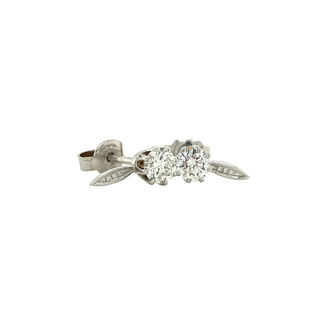 White gold stud earrings with diamond 14 kt