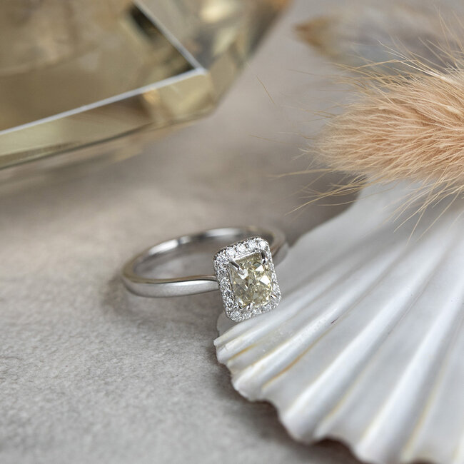 Witgouden ring met 1.11ct. diamant 14 krt *nieuw