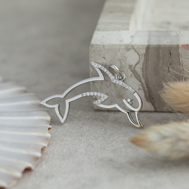Witgouden dolfijn hanger met diamant 14 krt