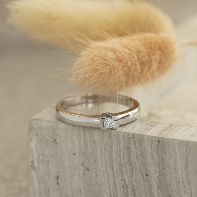 Witgouden solitair ring met diamant van Diamonde 14 krt