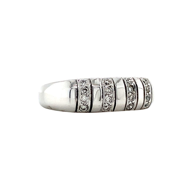 White gold ring with diamond 14 kt
