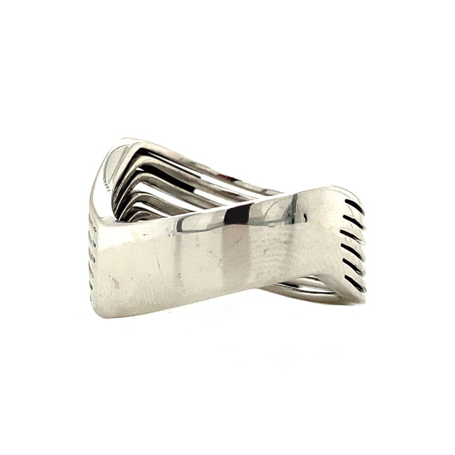 Weißgoldener Ring mit Diamant 18 Karat