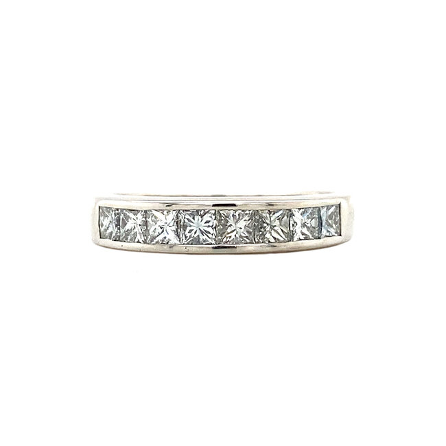 White gold row ring with diamond 18 crt