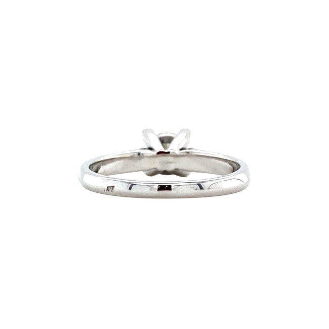 White gold solitaire ring with diamond 0.50ct. 18 karat