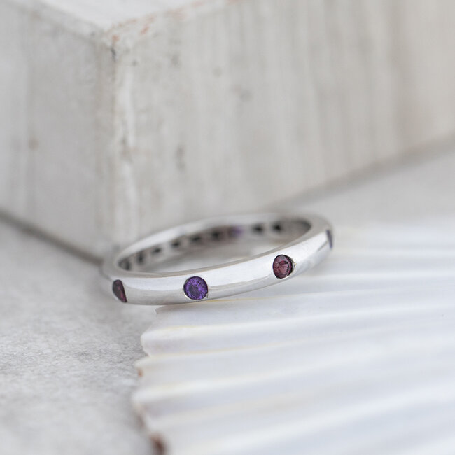 Witgouden ring met toermalijn van Tirisi 18 krt