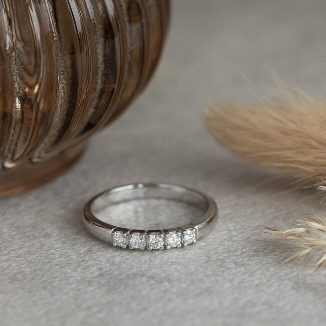 Witgouden memoire ring met diamant 14 karaat* nieuw