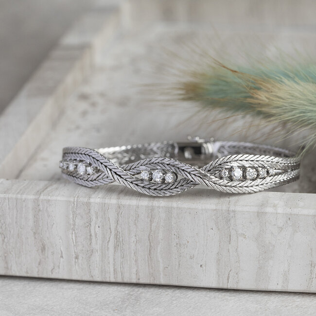 Witgouden armband met diamant 14 krt