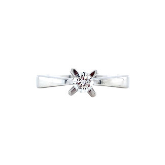 White gold solitaire ring with 18 carat diamond