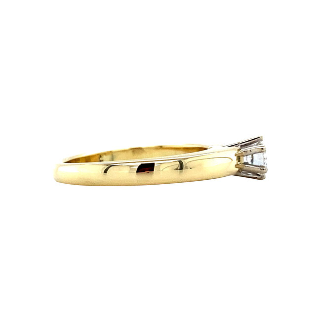 Gold solitaire ring with diamond 14 karat