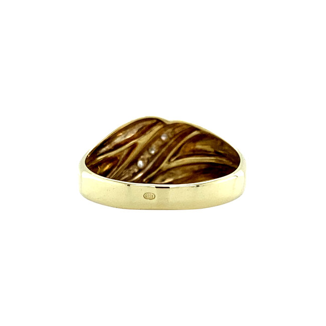 Goldener Ring mit Diamant 14 Karat