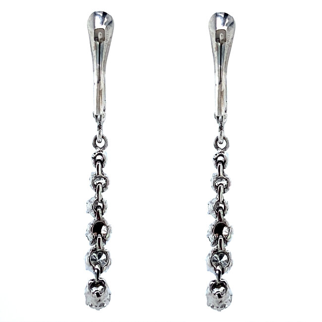 Witgouden oorhangers met diamanten 14 karaat