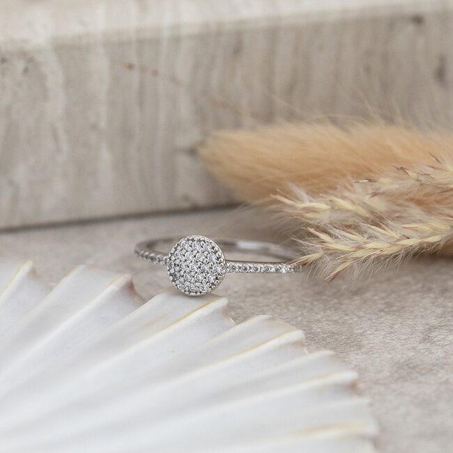 Witgouden pave ring met zirkonia 14 karaat