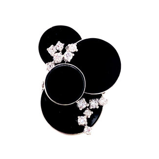 White gold design ring with onyx and diamond 14 carat