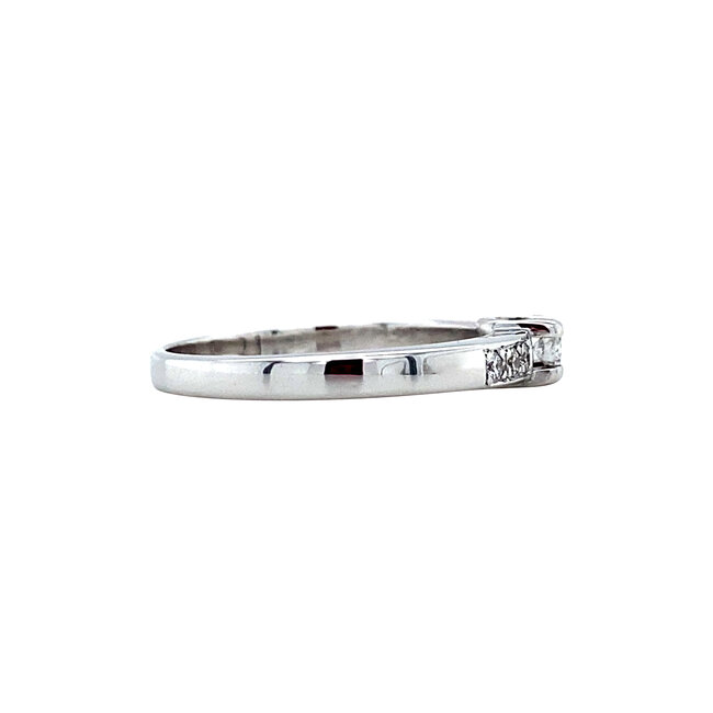 White gold ring with diamond 14 karat