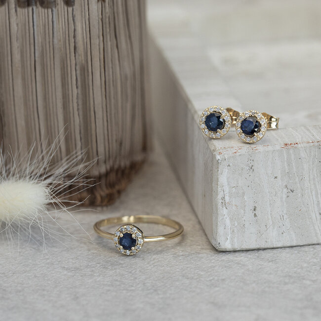 Gold entourage stud earrings with sapphire and diamond 14 karat* New