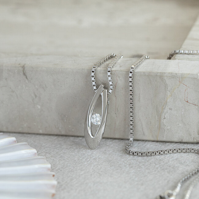 Weißgoldenes Collier mit Zirkonia-Anhänger 42 cm 14 Karat