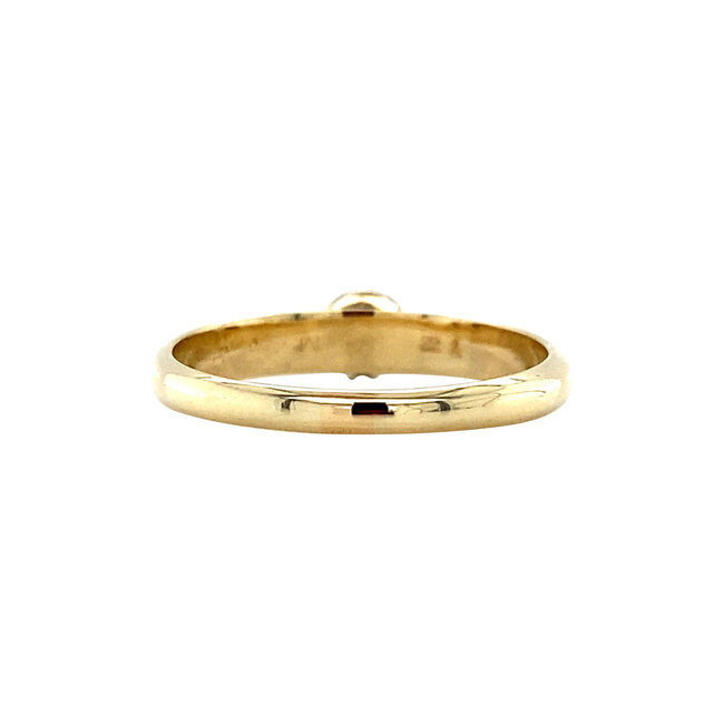 Goldener Solitärring mit Diamant von Diamonde 14 kt