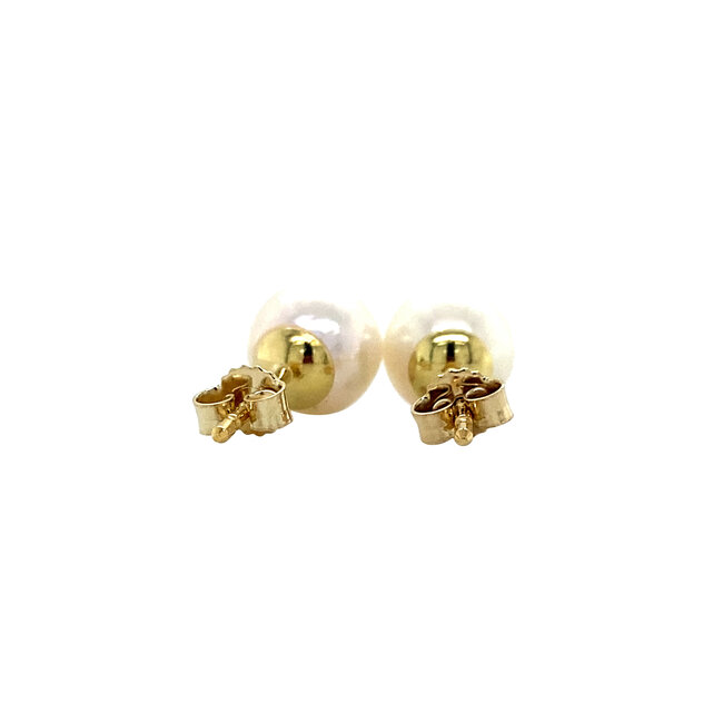 18 karat gold stud earrings with white pearl