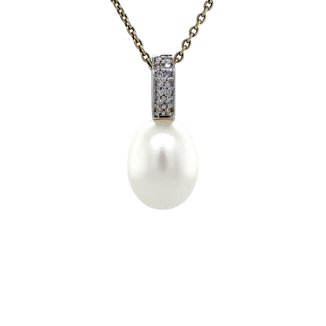 Witgouden hanger met parel en diamant 14 karaat