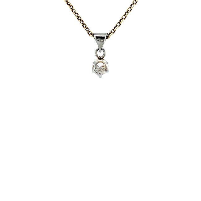 White gold solitaire pendant with diamond 14 karat
