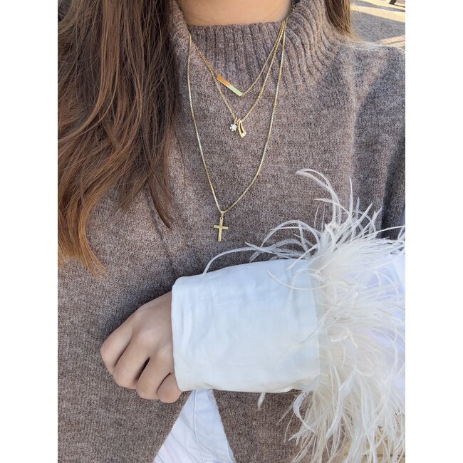 Gold pendant with diamond by Desiree 14 karat