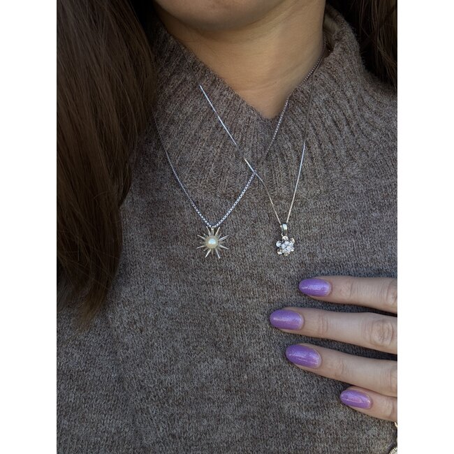 White gold pendant with pearl 14 karat