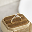 Goldener Solitärring mit 14 Karat Diamant