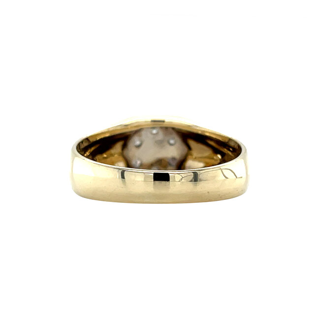 Goldener Ring mit Diamant 14 Karat