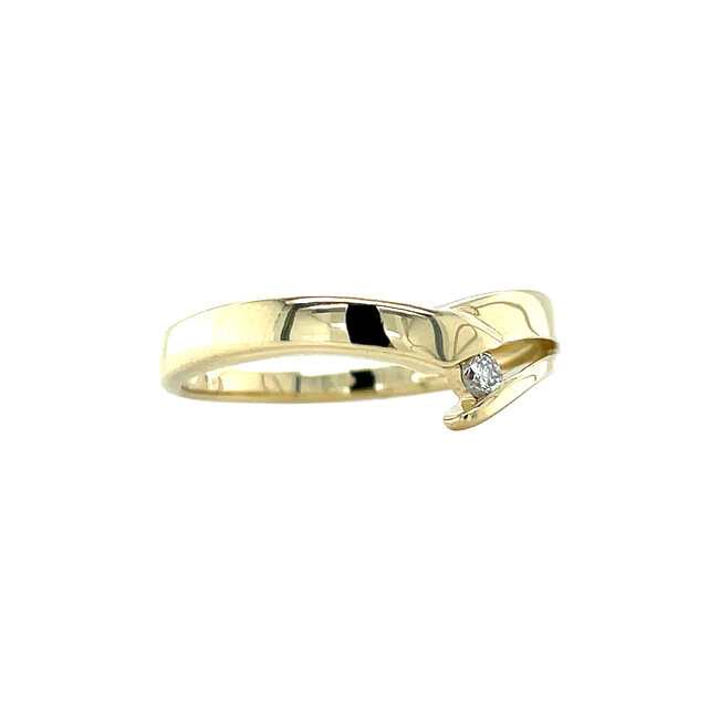 Gold ring with diamond 14 karat