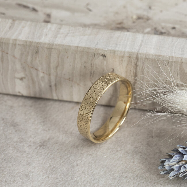 Gouden ring 14 karaat